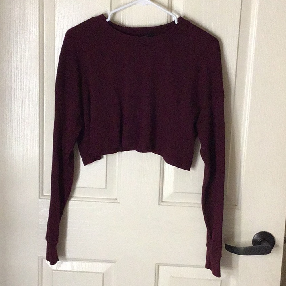 Burgundy crop top ❗️FINAL SALE❗️